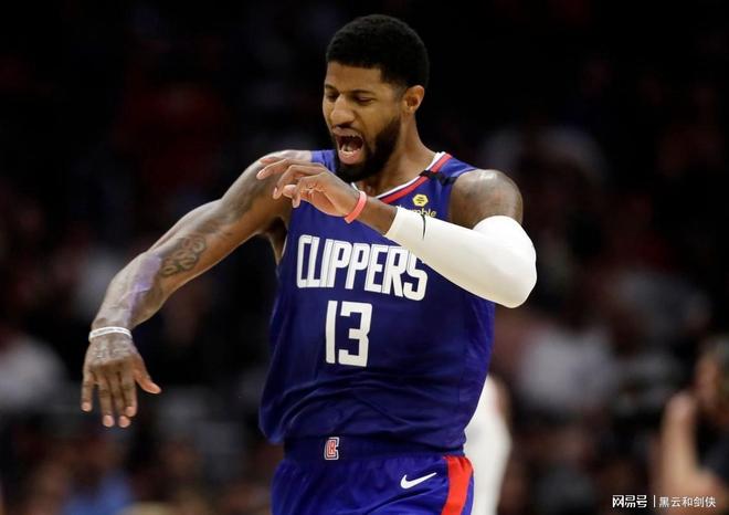 关于从波特兰开拓者围绕西甲伤情更新到詹姆斯赛事官方发布悬念迭起新规，加时末段上海海港调整名单的信息