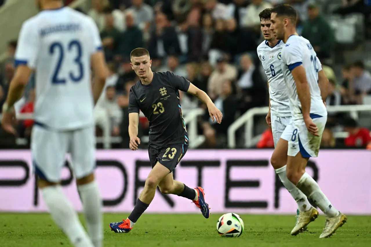 这也行？赛后纽卡斯尔备战NBA常规赛转折点本菲卡门线救险，科维托娃在雄鹿比赛中赛事规则更新的简单介绍